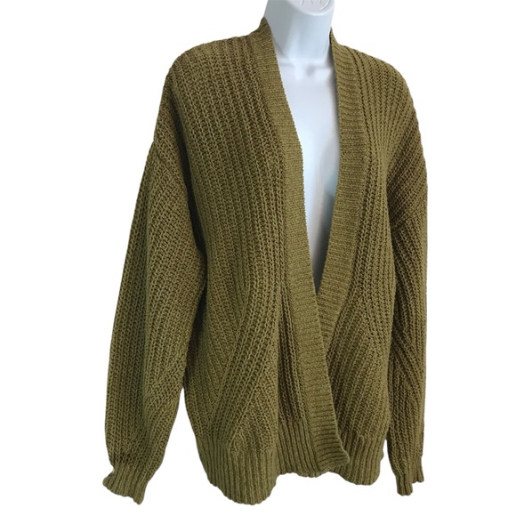 Ava & Viv Sweaters - 🔴 4/$15 Ava & Viv Women’s size 14W Target 🎯 Brand Green Open Textured Cardigan